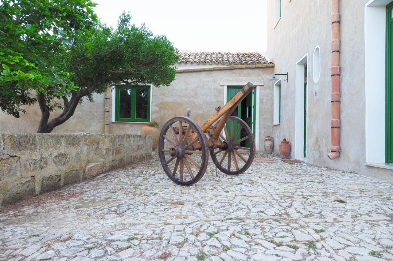 B&B Manca1Fiorino Buseto Palizzolo Exterior foto